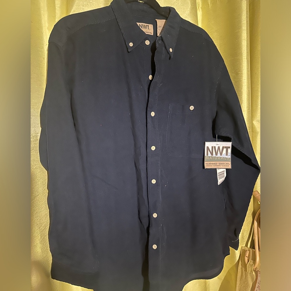 Northwest Territory men’s size large button up new with tags